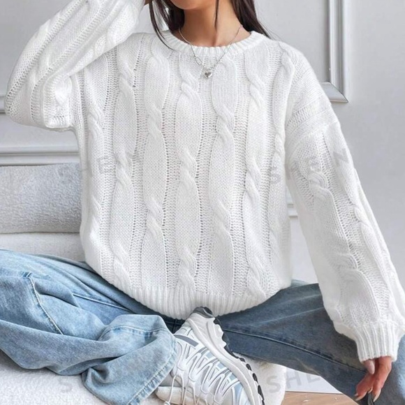 SHEIN Women’s knitted sweater - Picture 4 of 7